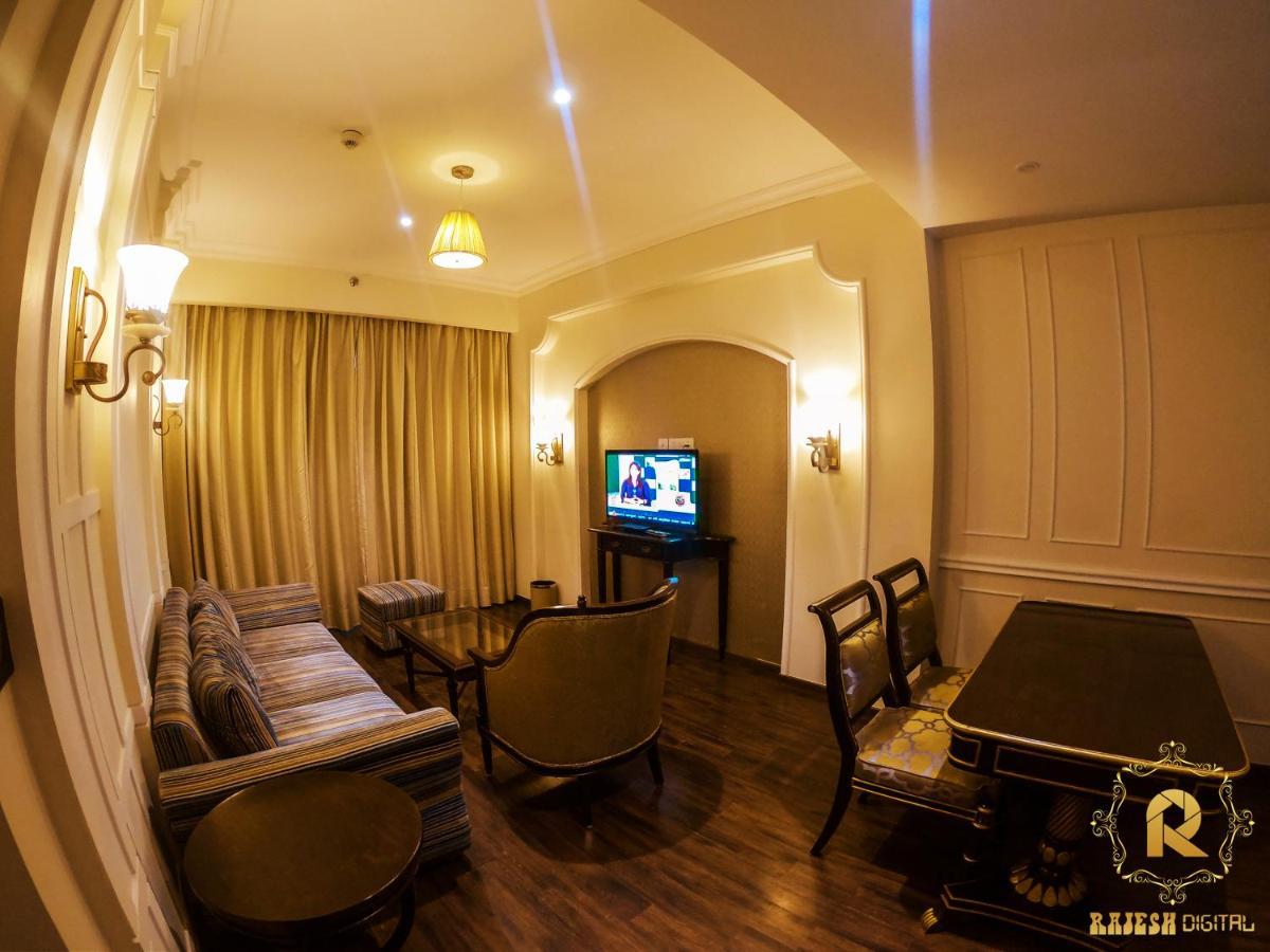 Golden Galaxy Hotels And Resorts Delhi  Ngoại thất bức ảnh